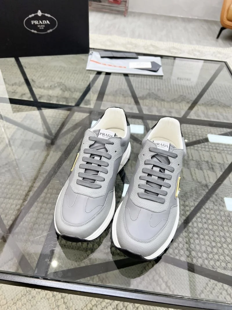 Prada Low Shoes Breathable 33829