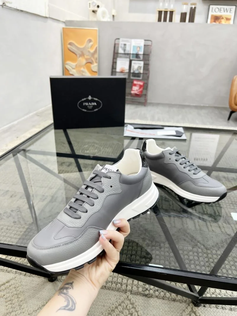 Prada Low Shoes Breathable 33829