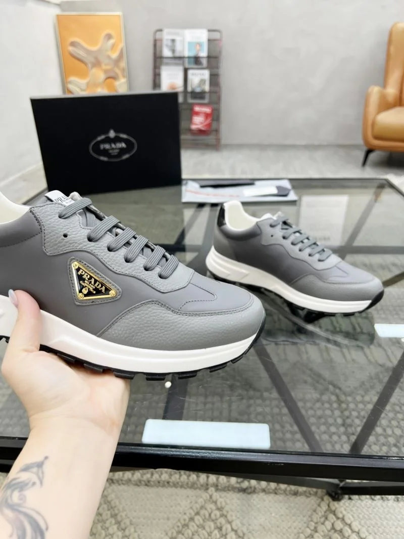 Prada Low Shoes Breathable 33829