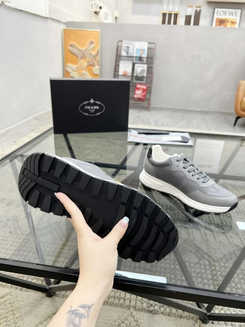 Prada Low Shoes Breathable 33829