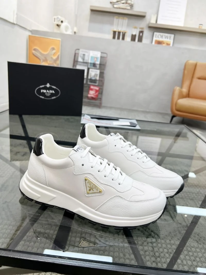 Functional Prada Low Shoes 33830