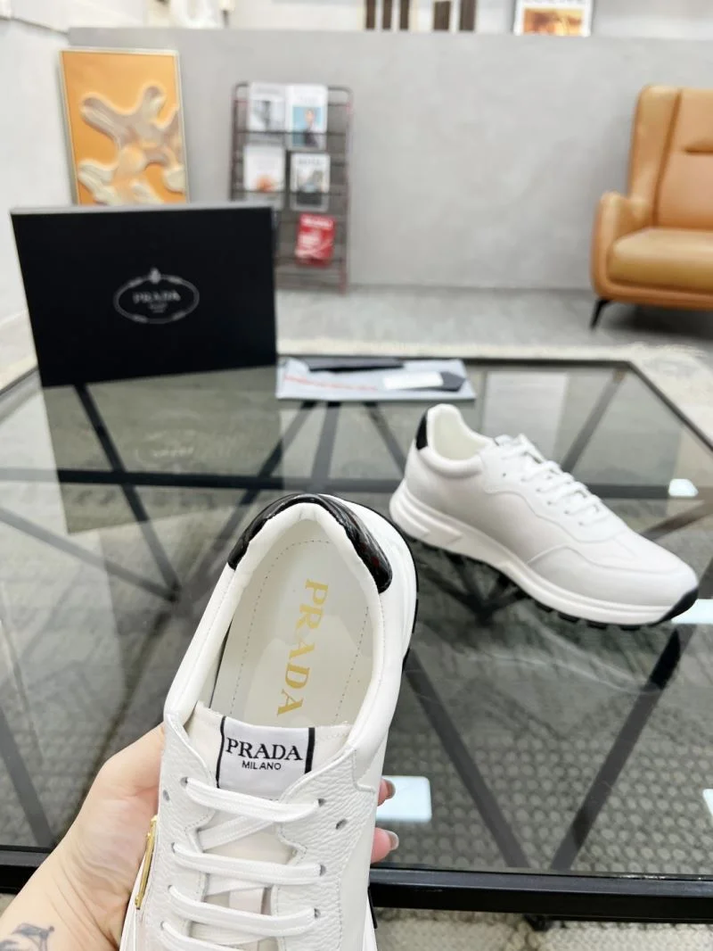 Functional Prada Low Shoes 33830