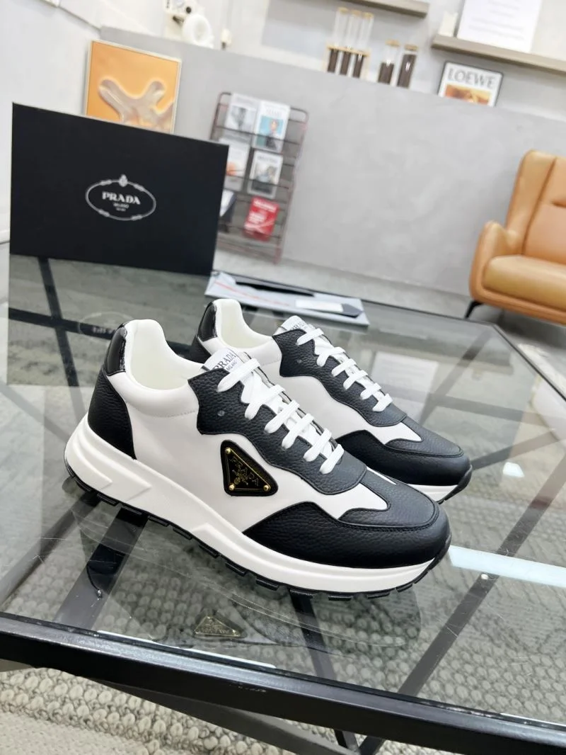 Prada Low Shoes Refined 33828