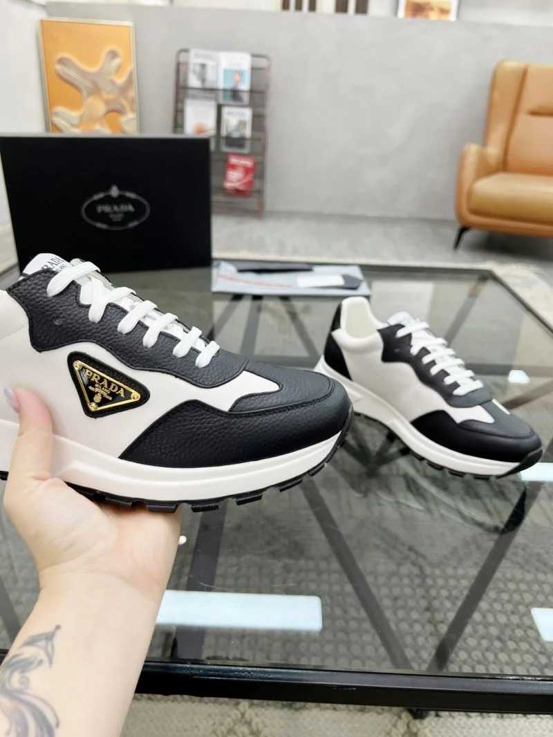 Prada Low Shoes Refined 33828