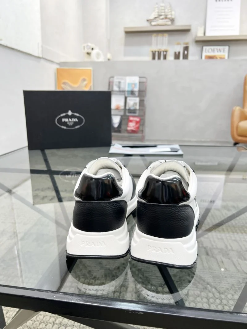 Prada Low Shoes Refined 33828