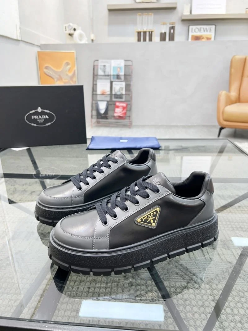 Lightweight Prada Low Shoes 33826
