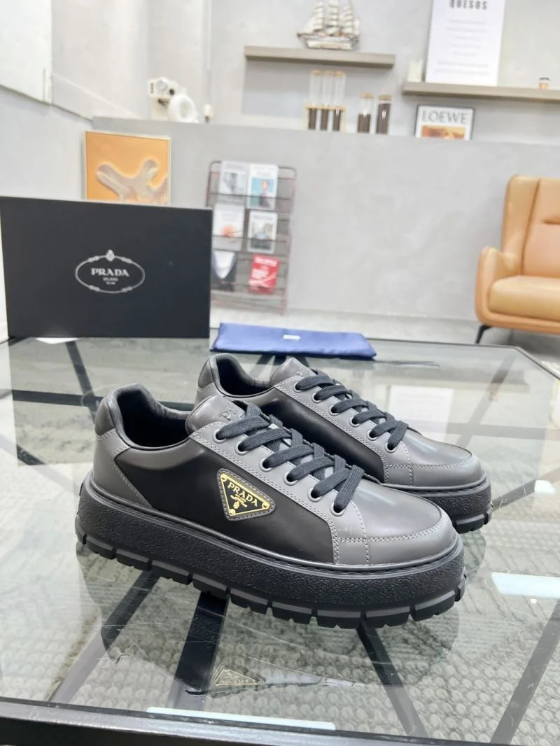 Lightweight Prada Low Shoes 33826