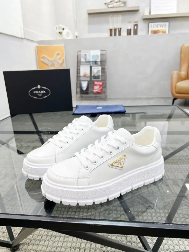 Prada Low Shoes Thermal 33823