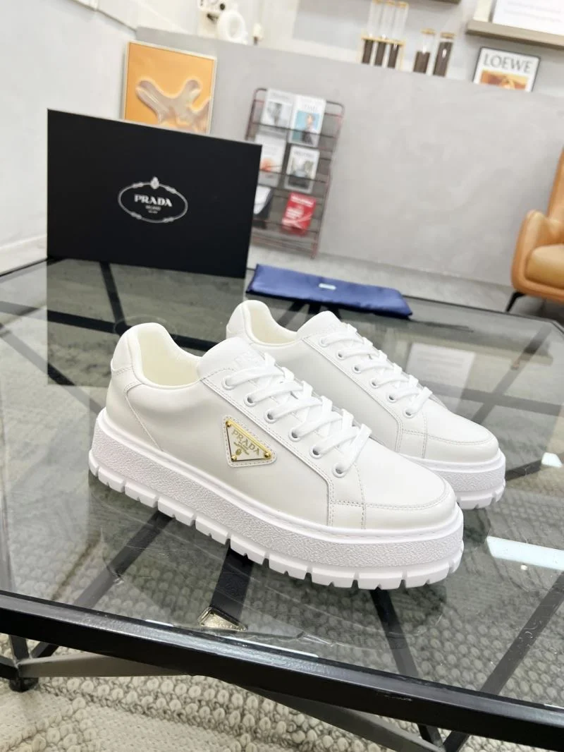 Prada Low Shoes Thermal 33823