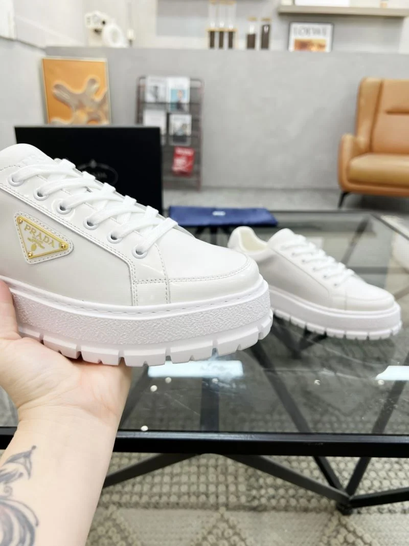 Prada Low Shoes Thermal 33823