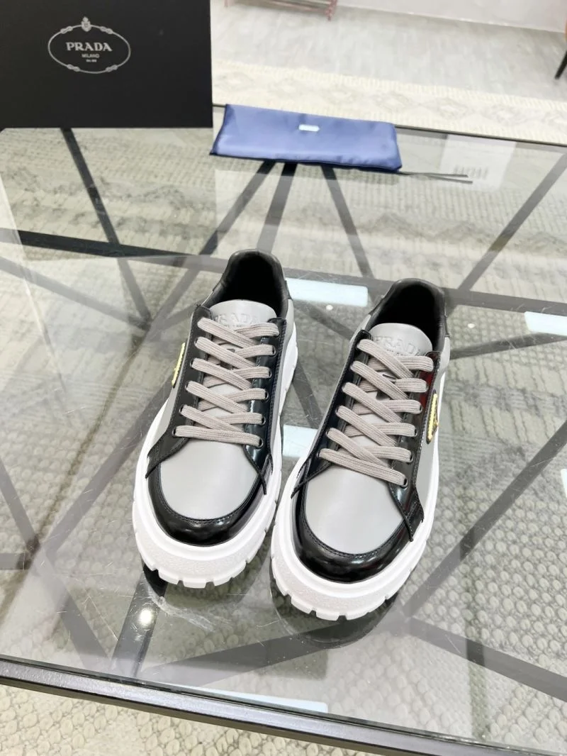 Prada Low Shoes Trendy 33810