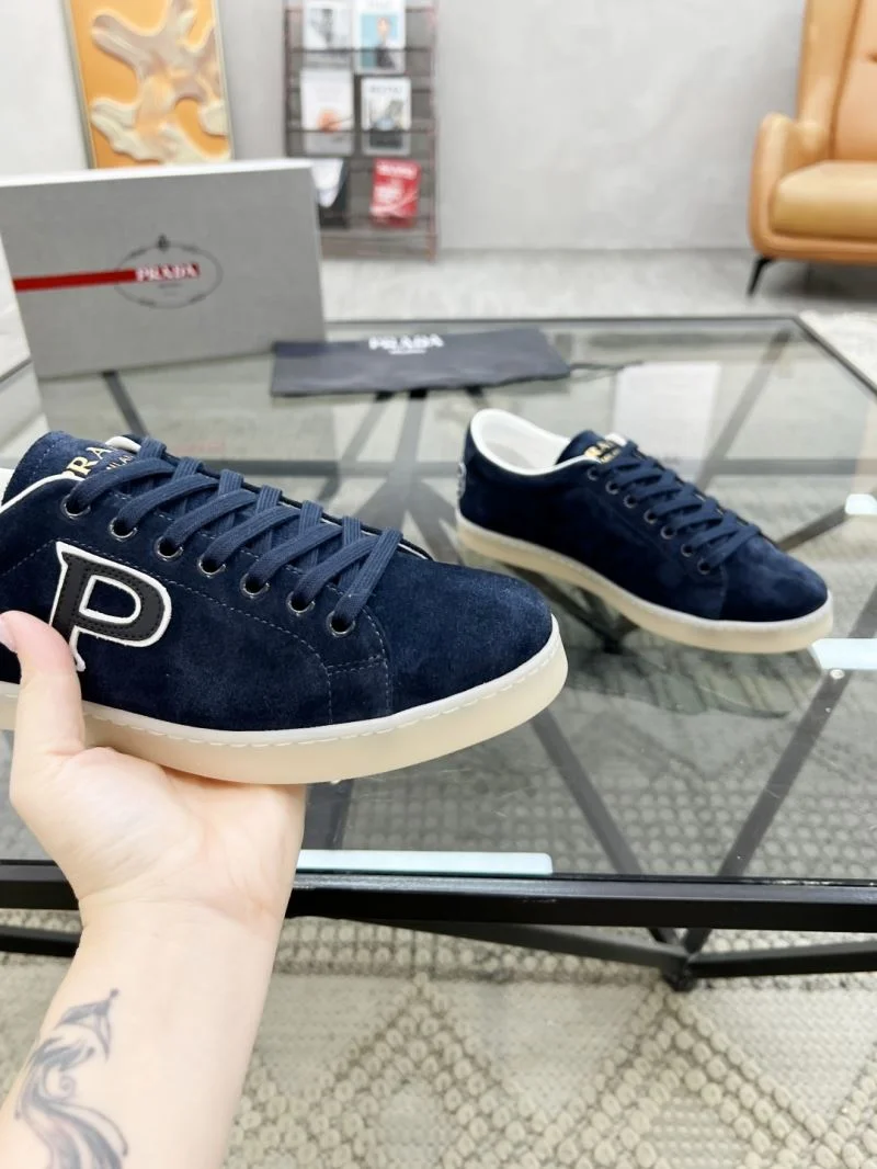 Prada Low Shoes Supportive 33813