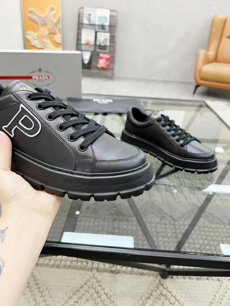 Trendy Prada Low Shoes 33808