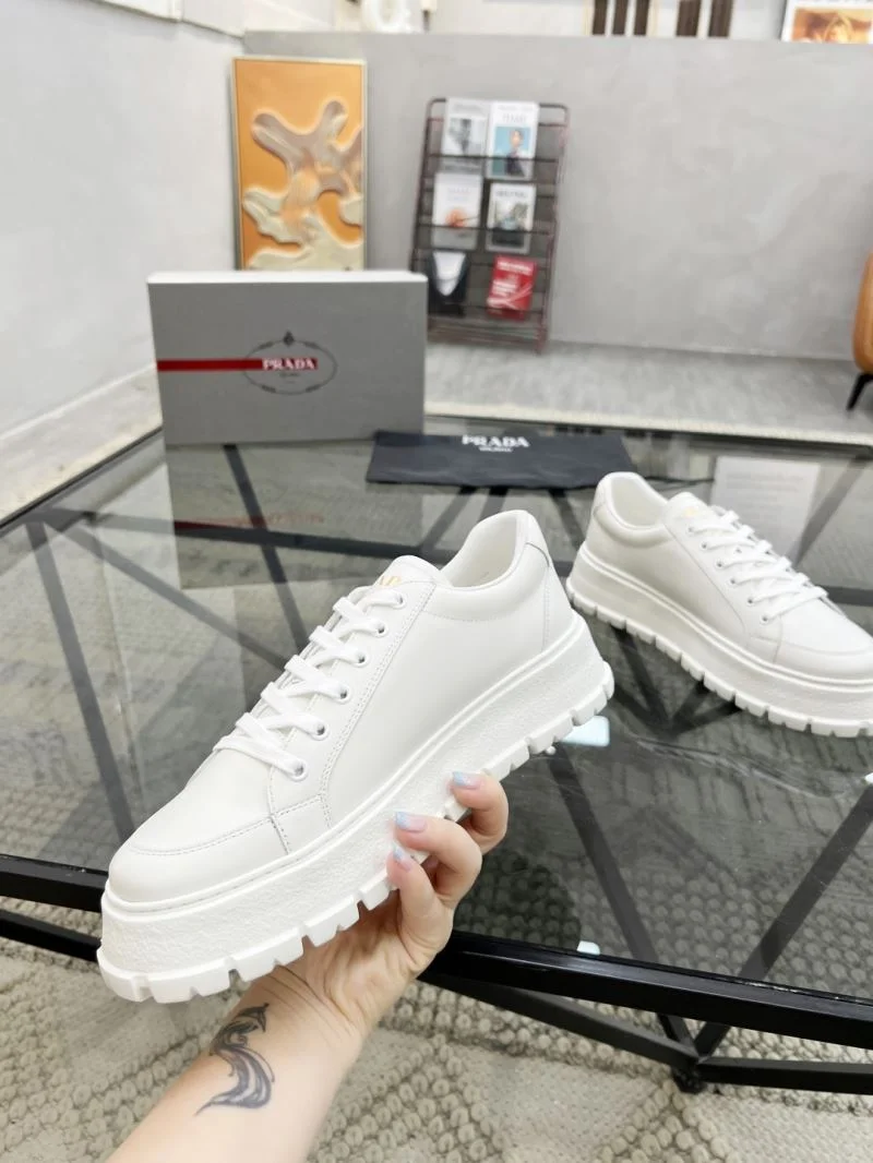 FashionForward Prada Low Shoes 33795