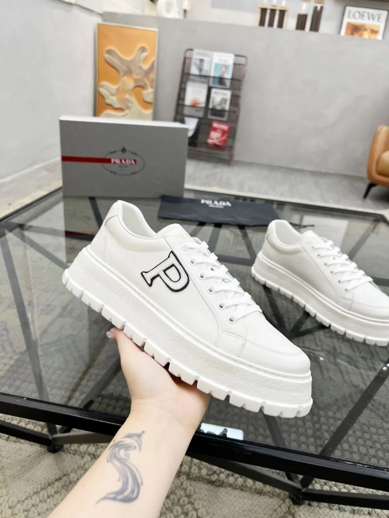FashionForward Prada Low Shoes 33795
