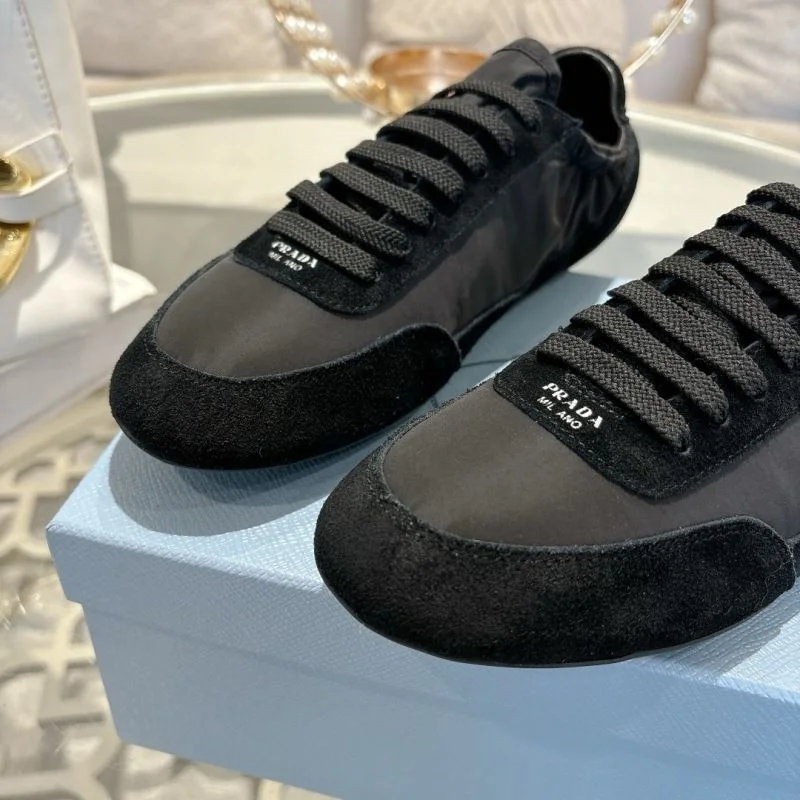 Prada Low Shoes HighPerformance 33818