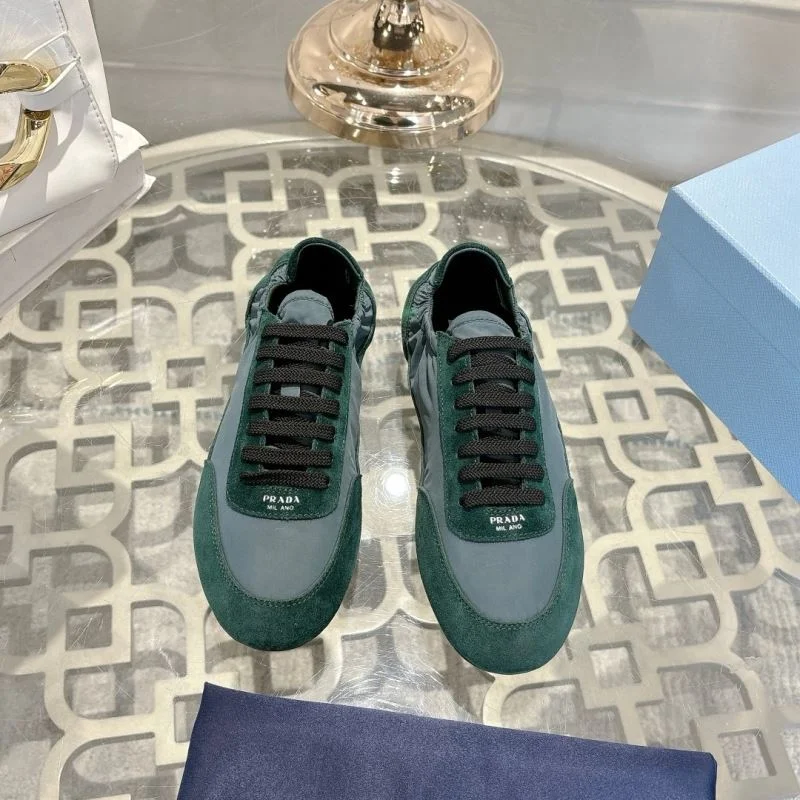 Sporty Prada Low Shoes 33816