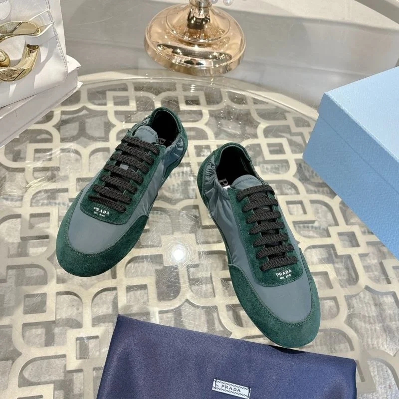 Sporty Prada Low Shoes 33816