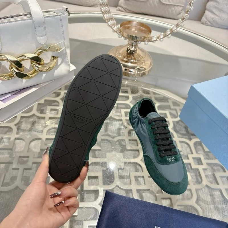 Sporty Prada Low Shoes 33816