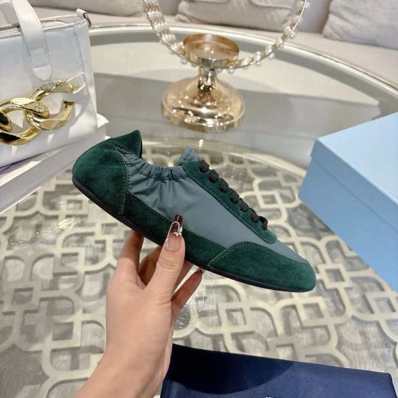 Sporty Prada Low Shoes 33816