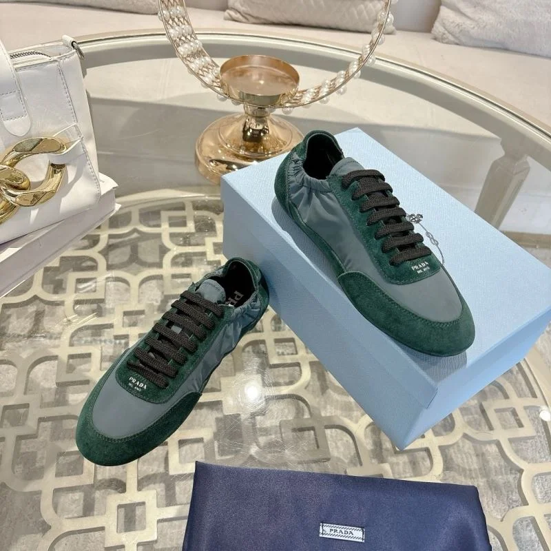 Sporty Prada Low Shoes 33816