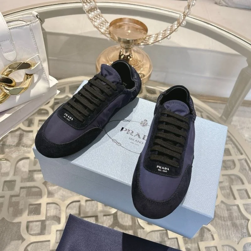 Prada Low Shoes Stretchable 33819