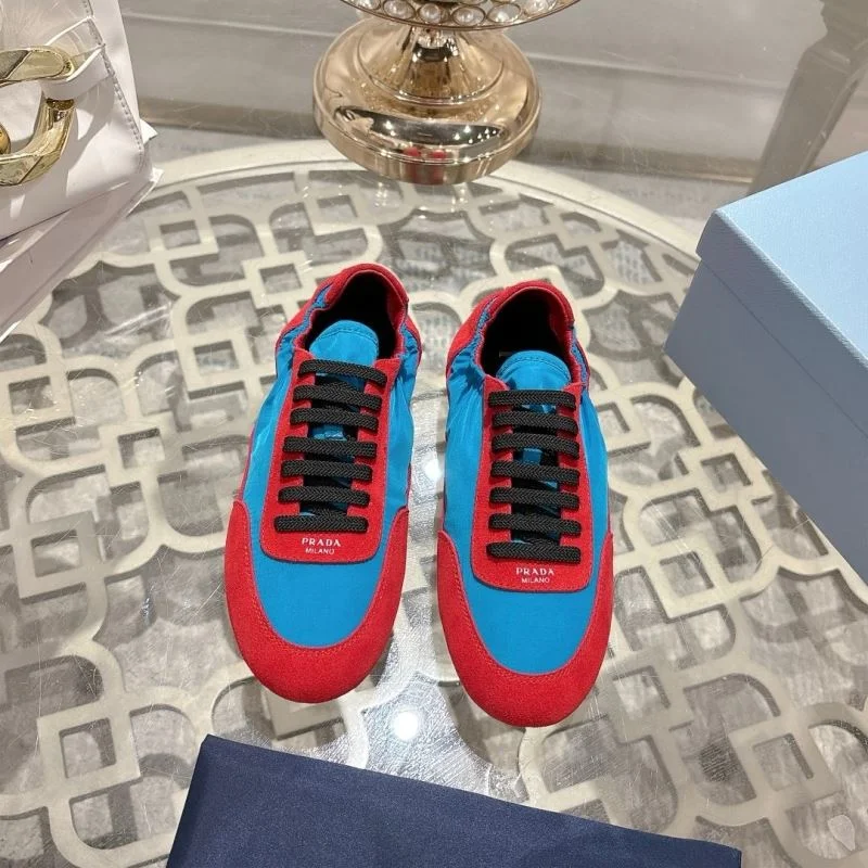 Stylish Prada Low Shoes 33822