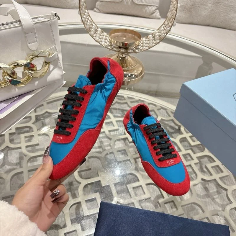 Stylish Prada Low Shoes 33822