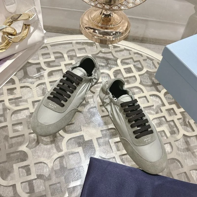 Colorful Prada Low Shoes 33804