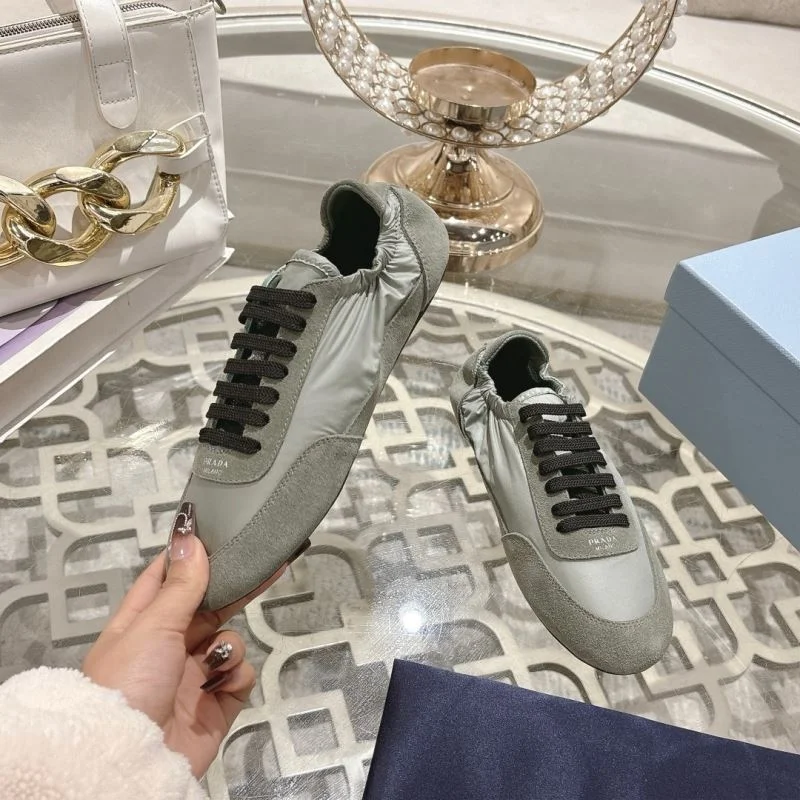 Colorful Prada Low Shoes 33804