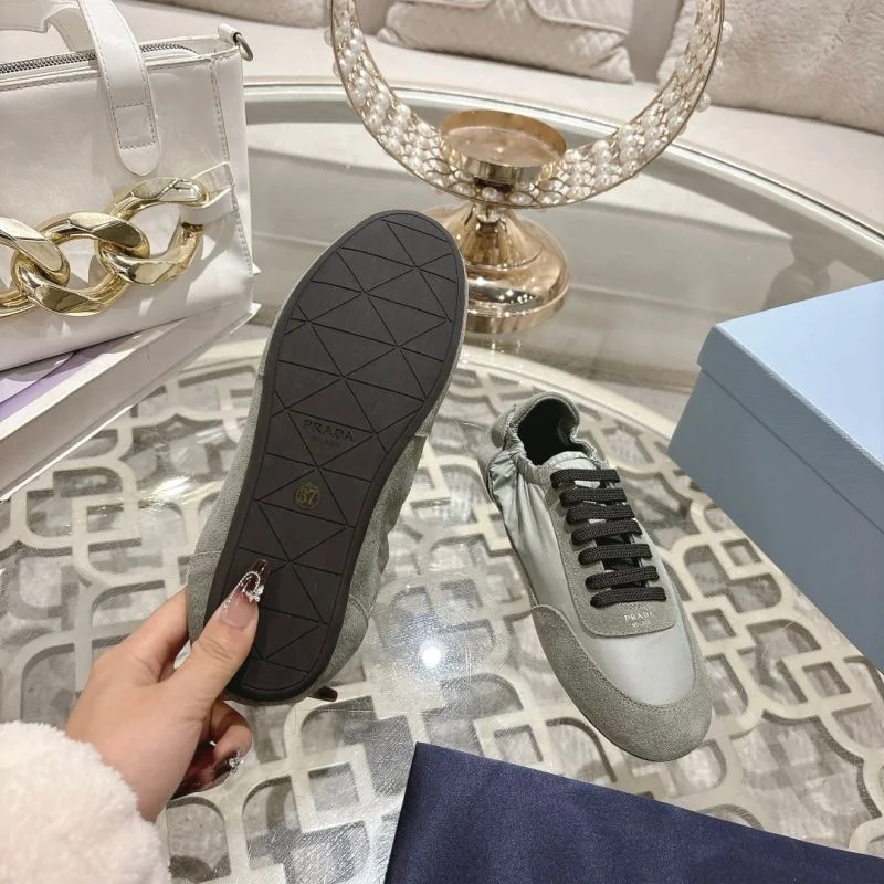 Colorful Prada Low Shoes 33804