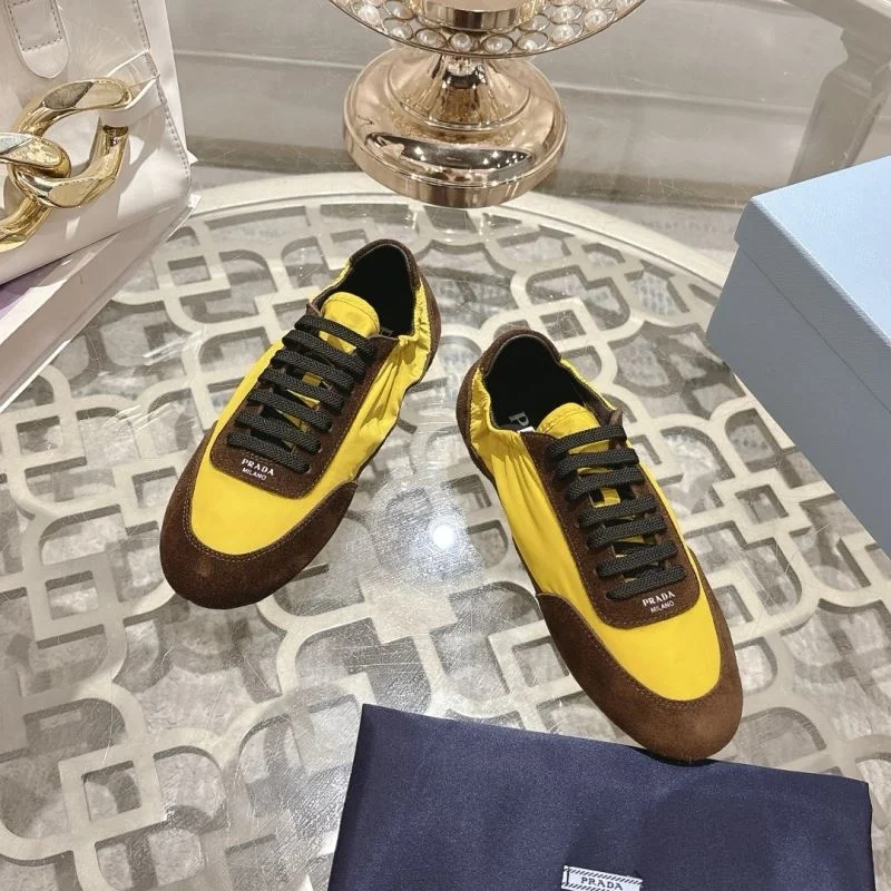 Chic Prada Low Shoes 33821