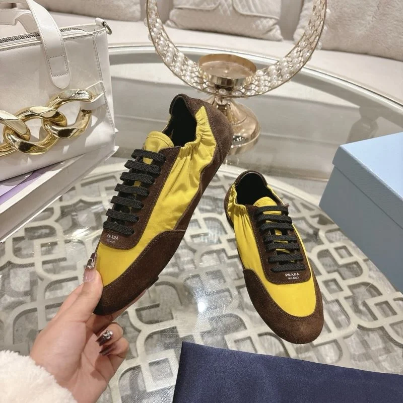Chic Prada Low Shoes 33821
