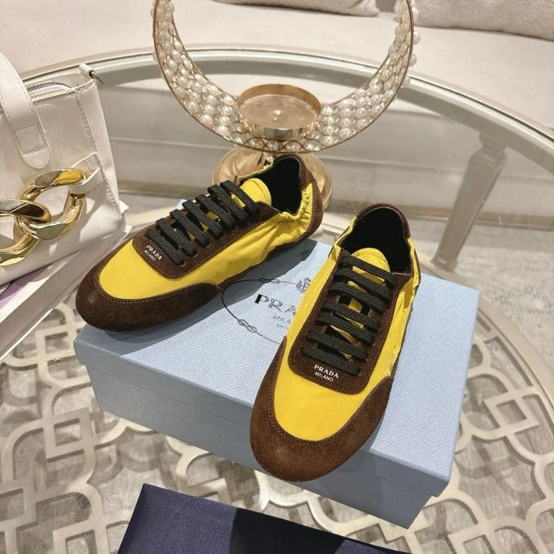 Chic Prada Low Shoes 33821
