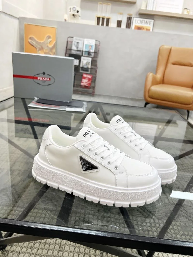 Prada Low Shoes Popular 33796