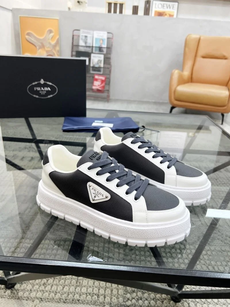 Prada Low Shoes NewStyle 33793