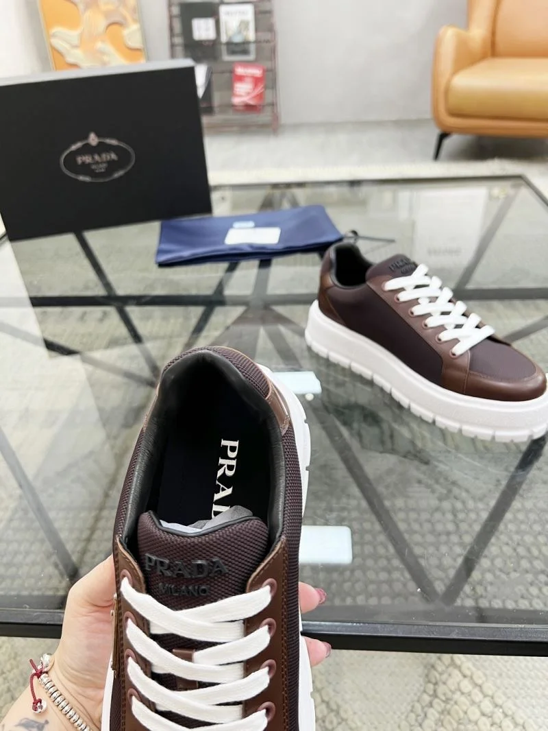 ZipUp Prada Low Shoes 33788