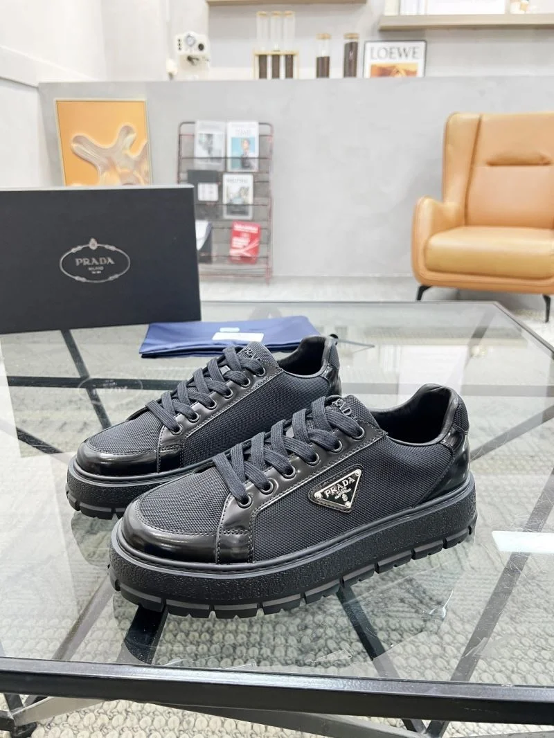 Sporty Prada Low Shoes 33790