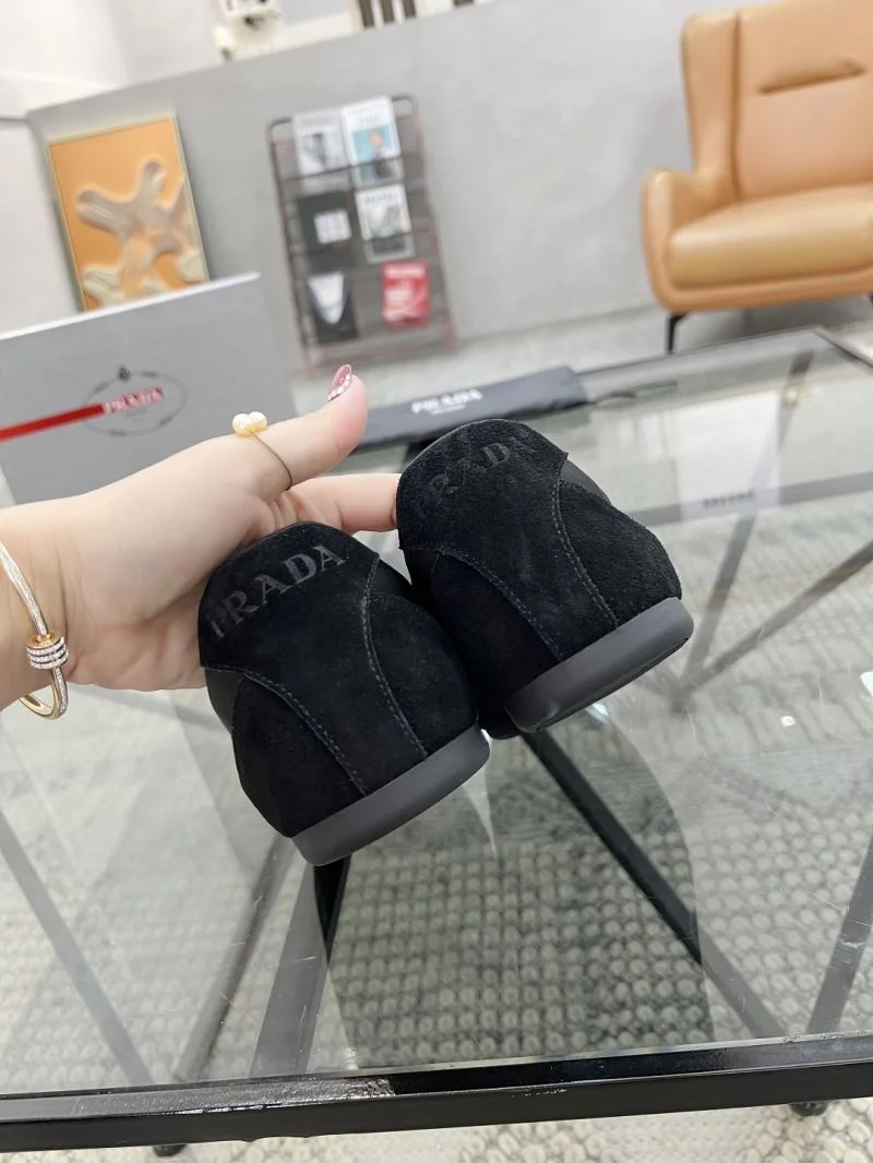 Packable Prada Low Shoes 33781