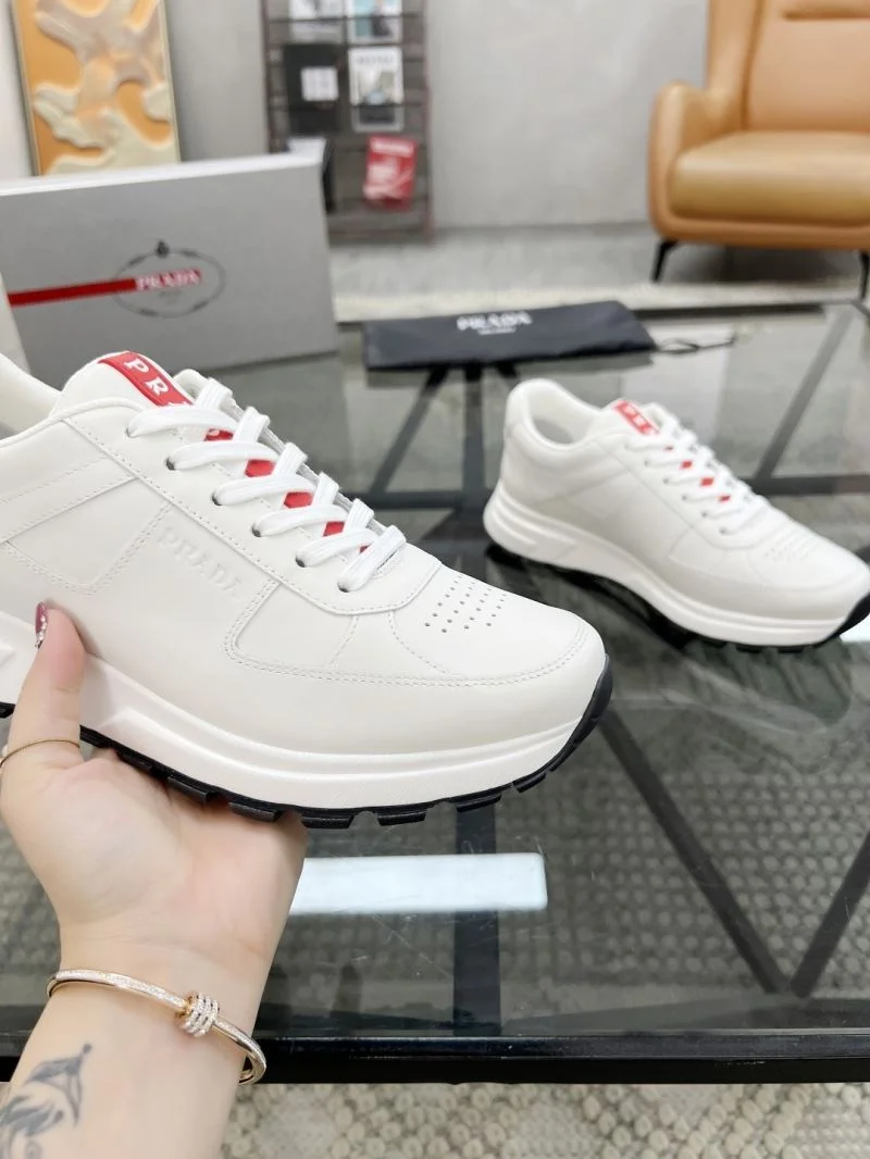StreetReady Prada Low Shoes 33780