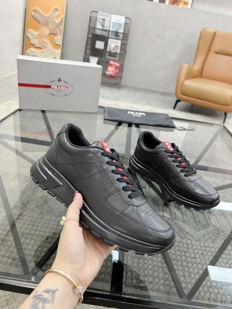 Prada Low Shoes Vibrant 33779