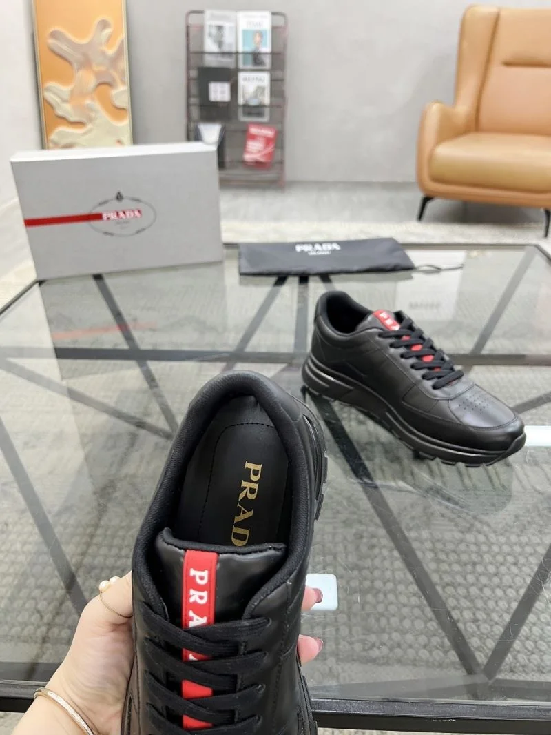 Prada Low Shoes Vibrant 33779