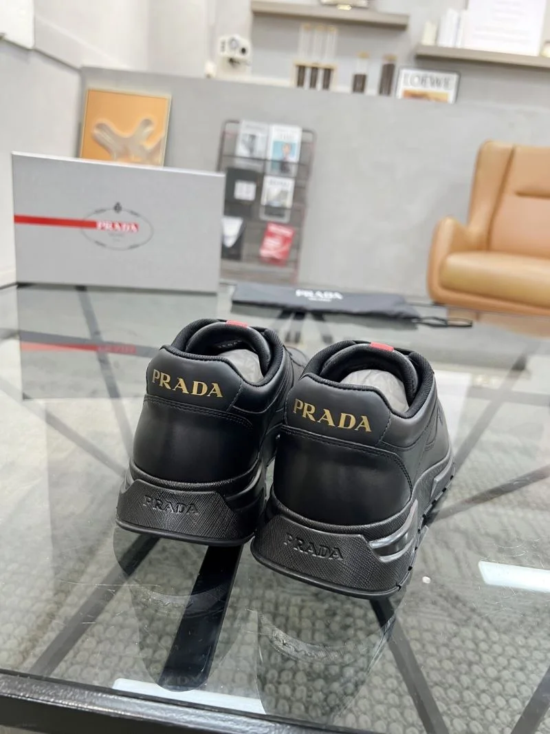 Prada Low Shoes Vibrant 33779