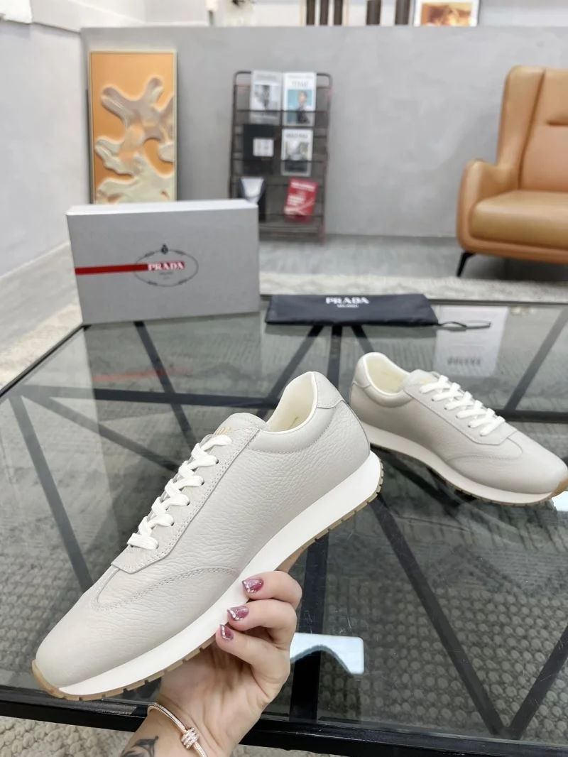Lightweight Prada Low Shoes 33771