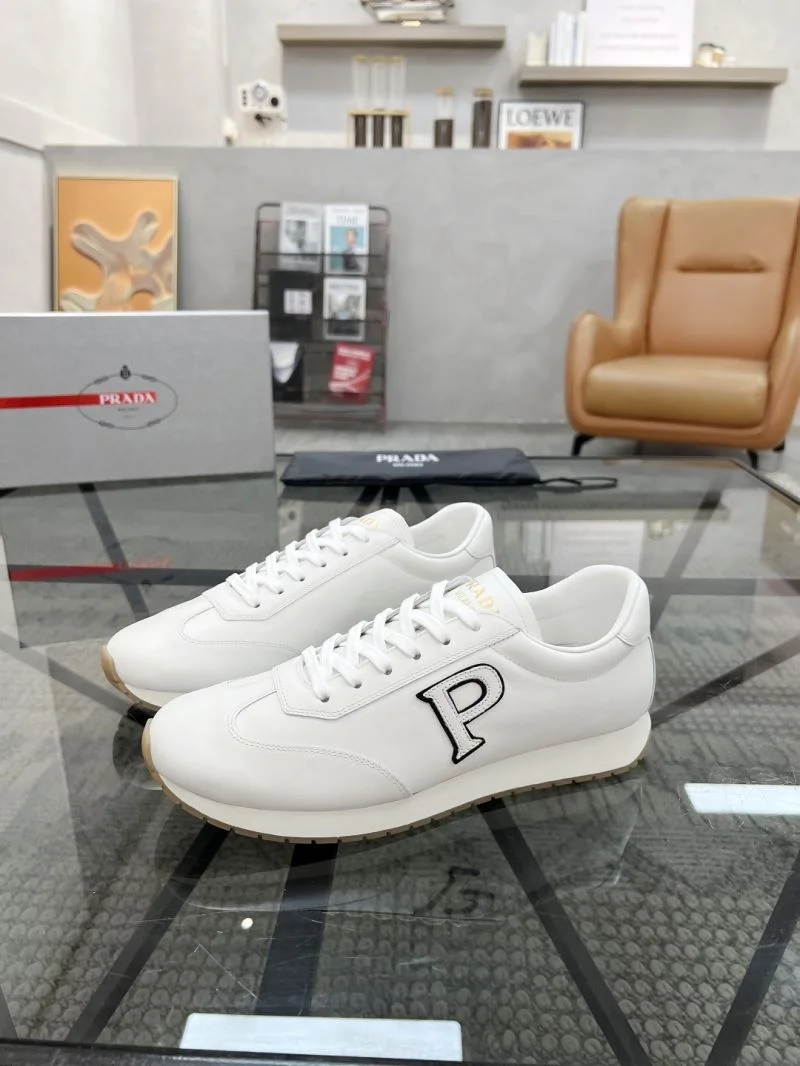 Prada Low Shoes WellDesigned 33773