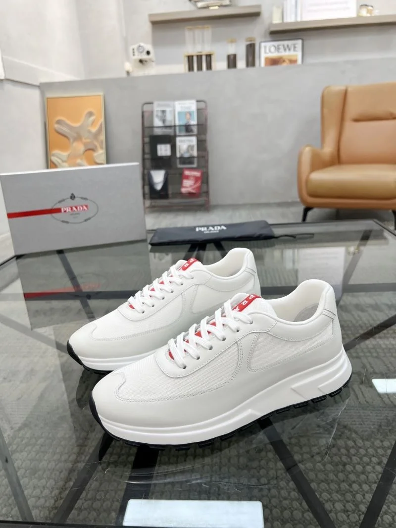Refined Prada Low Shoes 33749