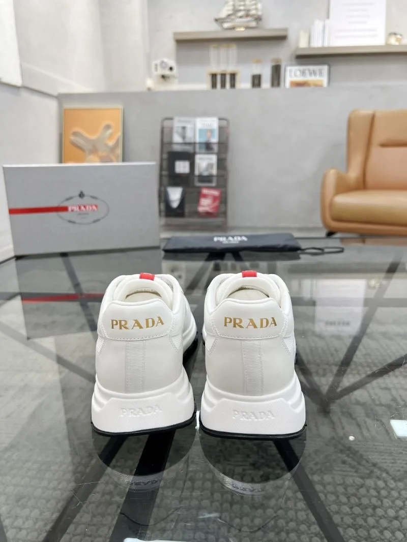Refined Prada Low Shoes 33749