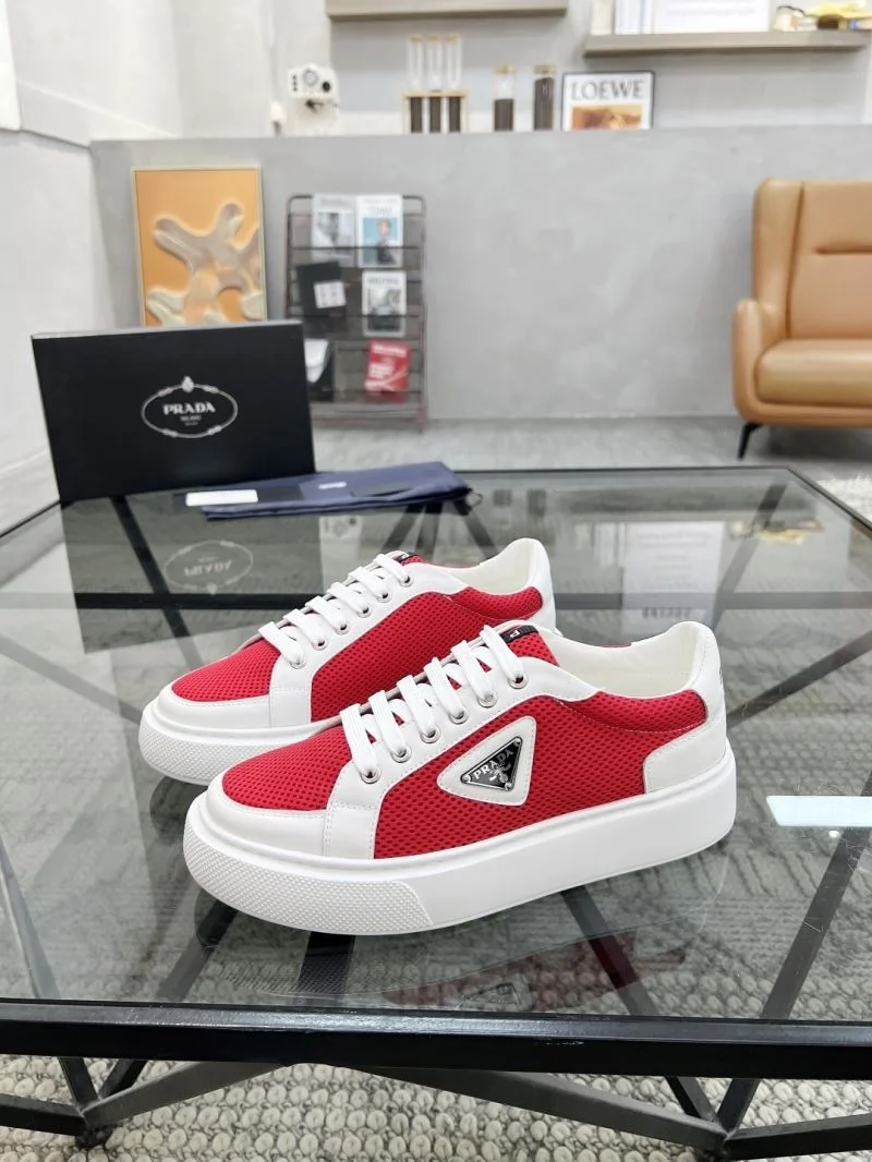 Prada Low Shoes ComfortFit 33761