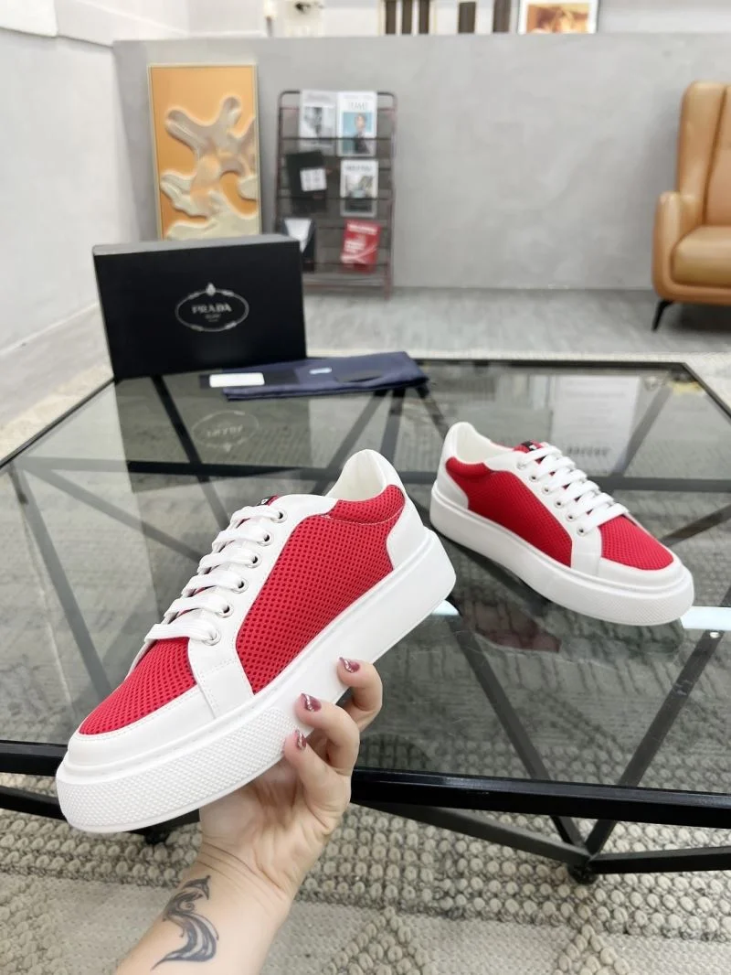 Prada Low Shoes ComfortFit 33761
