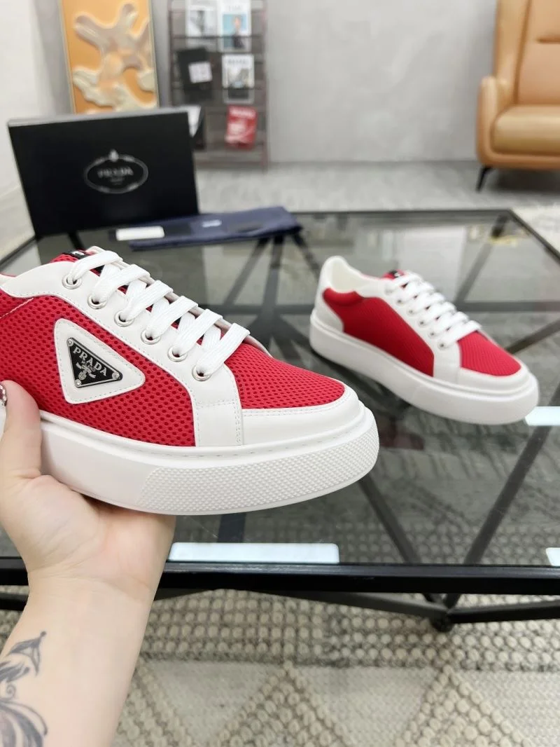 Prada Low Shoes ComfortFit 33761